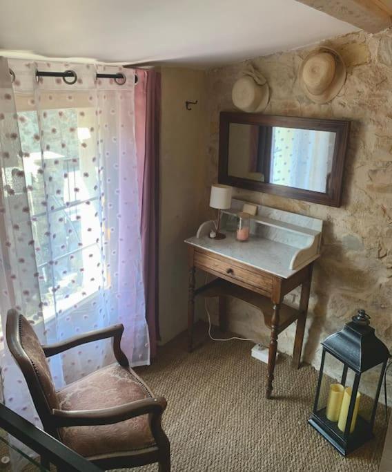 Maisonnette Atypique Cadarache-Iter Saint-Paul-lès-Durance Buitenkant foto